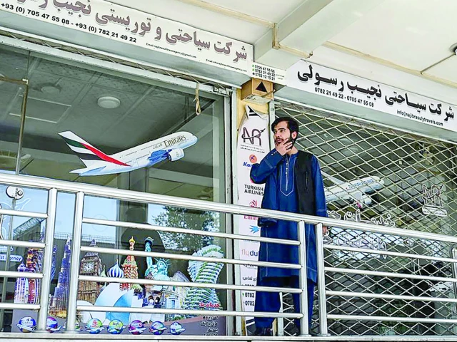 موبائل ، انٹرنیٹ افغانستان میں بحال ہوا
