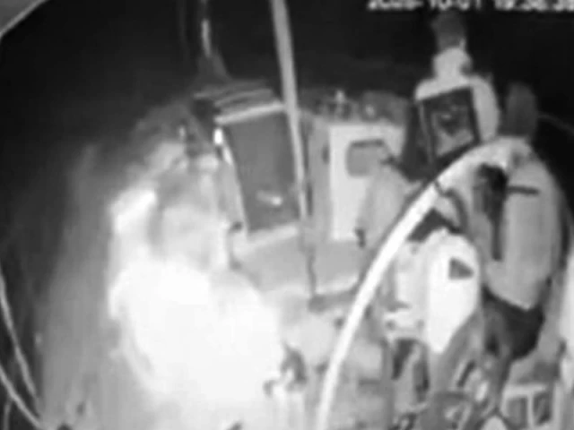 اسرائیل عالمی سومود فلوٹیلا کو روکتا ہے ، مواصلات کو کم کرتا ہے